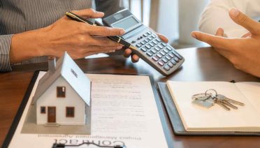 Financial Advice for Landlords How to Manage Tenant Debt and Maximize Rental Income